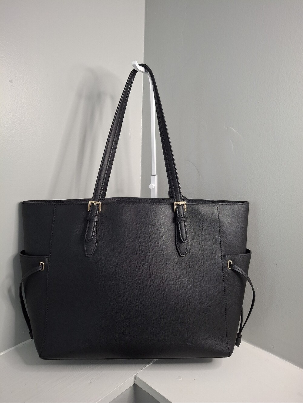 Michael Kors Large Black Saffiano Tote + Matching Wristlet Wallet Set EUC - Picture 2 of 7